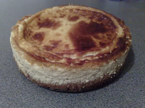 Pečeni kolač od sira (Baked Cheesecake)