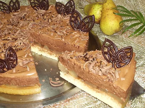 &#8216;Mousse au Chocolat&#8217; torta, sa kruškama
