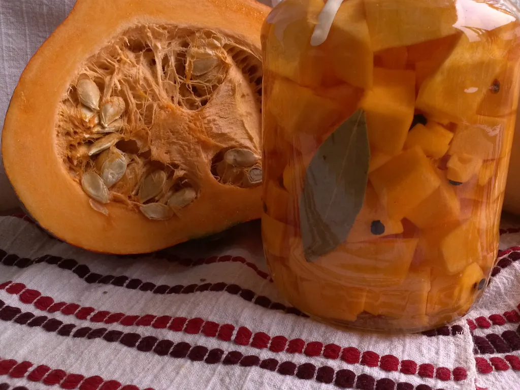 Ukiseljena bundeva-pickled pumpkin