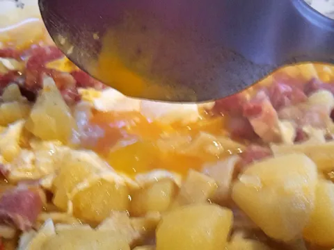 Kisela krompir juha sa rezancima - Sour Kartoffelsuppe mit noodles