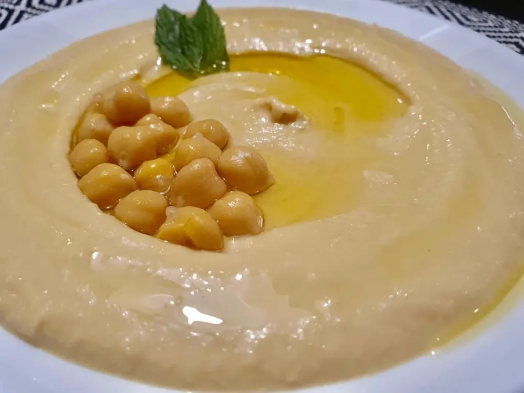 Hummus / حمص بالطحينة *Gluten free