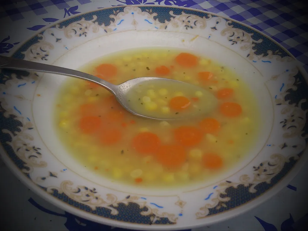 Supa sa kukuruzom i sargarepom
