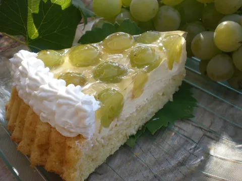 Torta/kolač sa grožđem