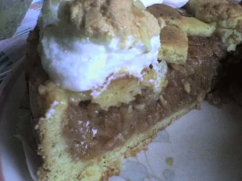 Mirisna unutrašnjost medene pite-torte od jabuka by njambrek
