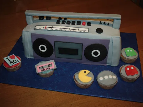 80-e torta radio - 80s cake boombox