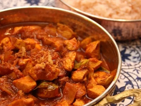 "Muški ljut" južnoindijski pileći curry