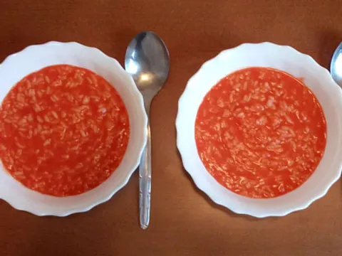 Riža u paradajz umaku