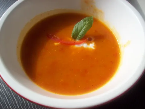 Krem juha od paprike