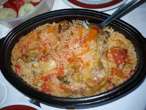 Piletina sa povrcem i rizom