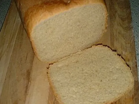 kruh iz pekača sa crnim brašnom