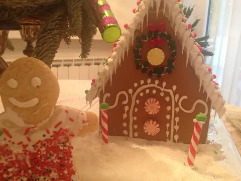 Bozicna Gingerbread house