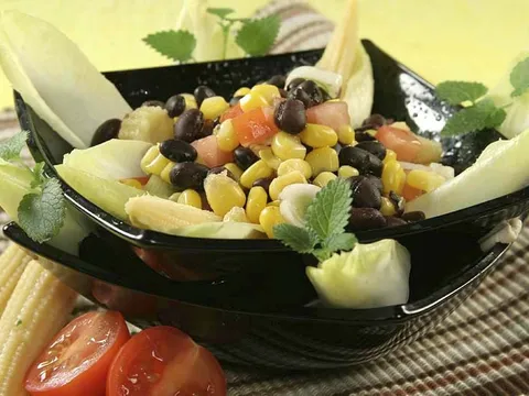 Salata od crnog graha