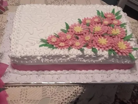 torta sa gerbere