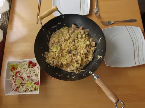 Azijska tjestenina  sa mesom i povrćem
