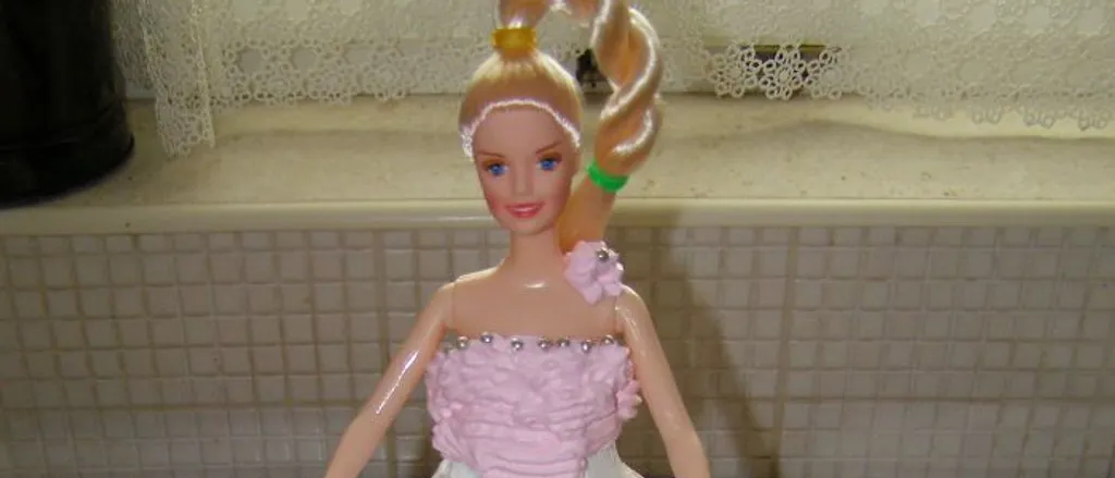 Barbie torta ukrasavanje