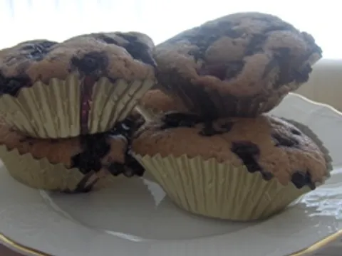 muffin sa borovnicama, čokoladom i malinama
