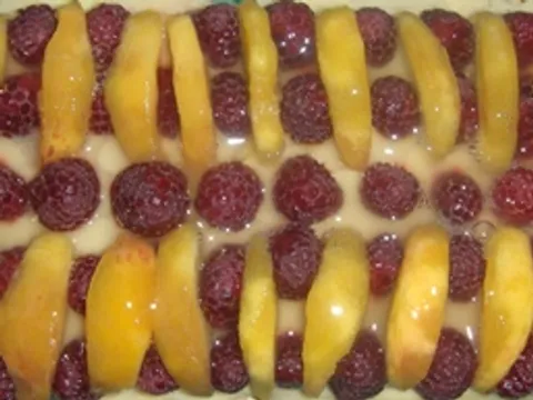 voćni kolač sa kremom
