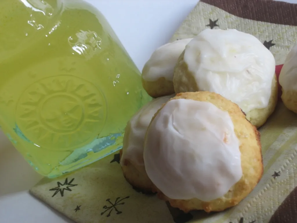 Mekani kolačići sa sirom i limunom (Lemon Ricotta Cookies)