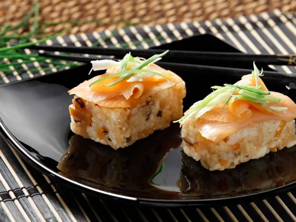Sushi s lososom - chirashi