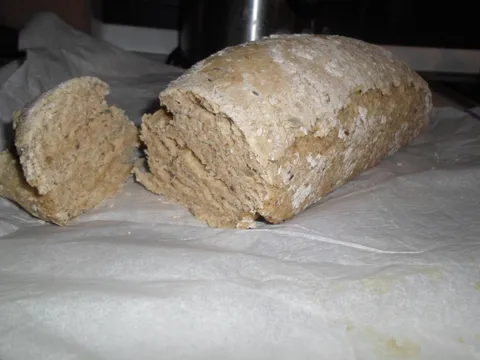 Pikantni kruh