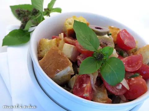 Panzanella salad (salata sa hlebom)