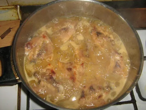 Piletina u medenom sosu