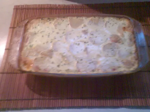Musaka-lasagne s puretinom