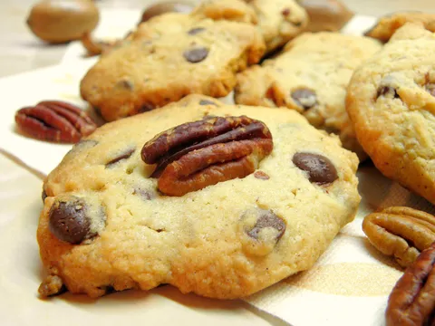 Choco-Pecan Cookies