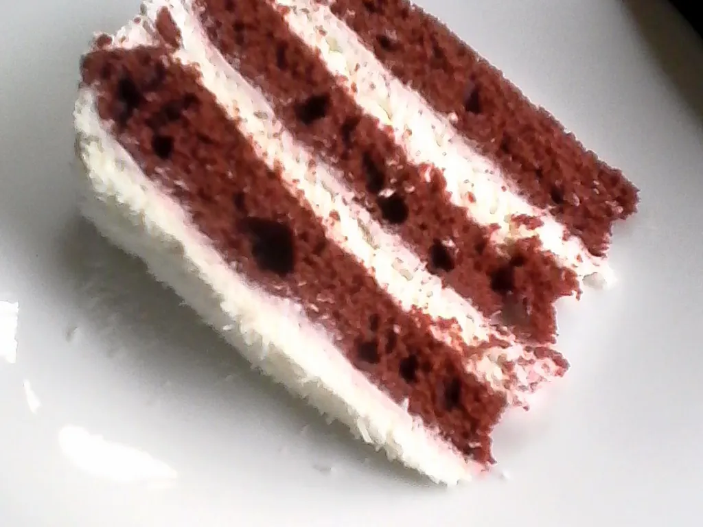 Red velvet cake by amrra