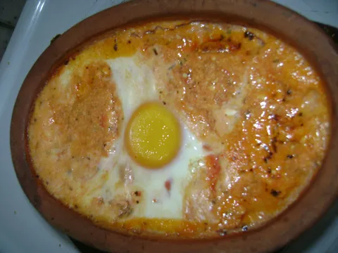 Pecena jaja sa paradajzom i fetom by Pomoravka