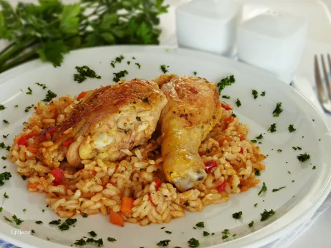 Zapečena piletina s rižom (Pilav)