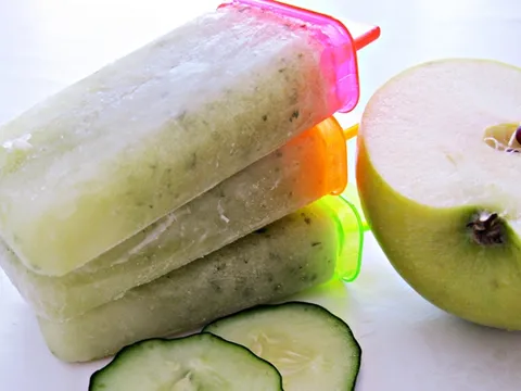 Cucumber Apple Mint Pops - Ledeni sladoled od krastavca, jabuke i metvice
