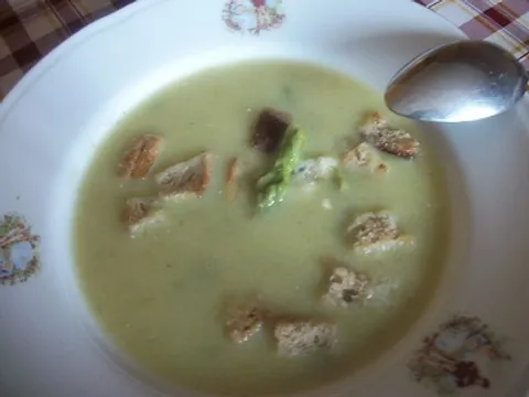 Krem juha od zelenih šparoga