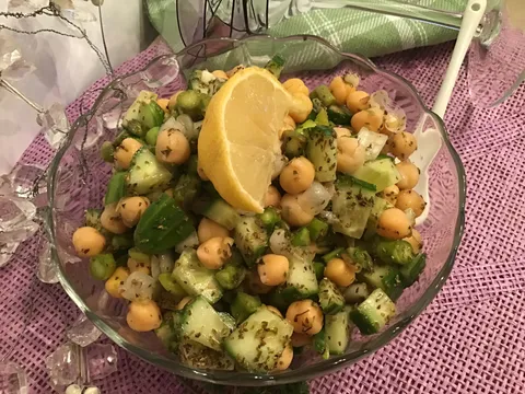 Zdrava proteinska salata -Raw salata