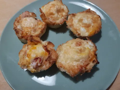 Muffin sa jajima i prsutom by TinaValentina