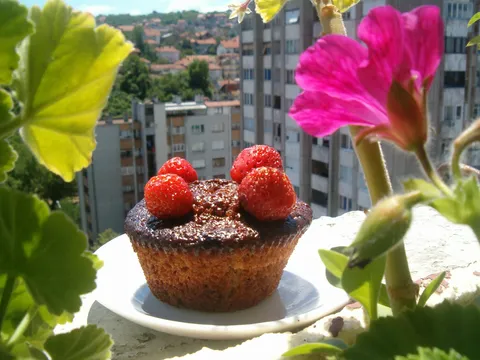 Ivanna "Čokoladni muffin sa lešnicima"