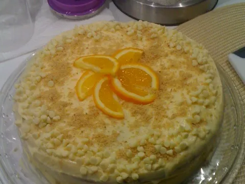 Torta sa przenim ljesnjacima i narancom