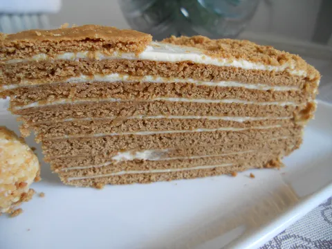 Ruska medena torta - Medovik