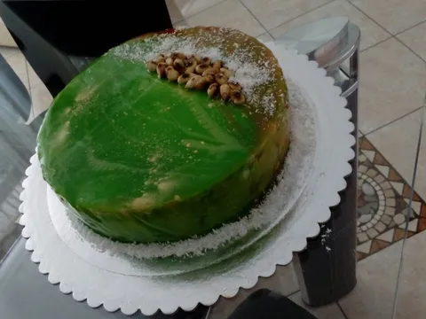 OGLEDALO TORTA  mirror glaze cake