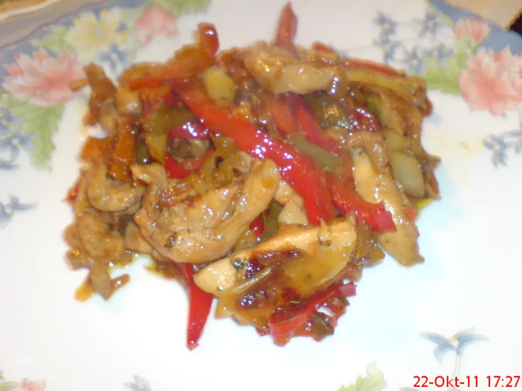 Piletina s povrcem iz woka