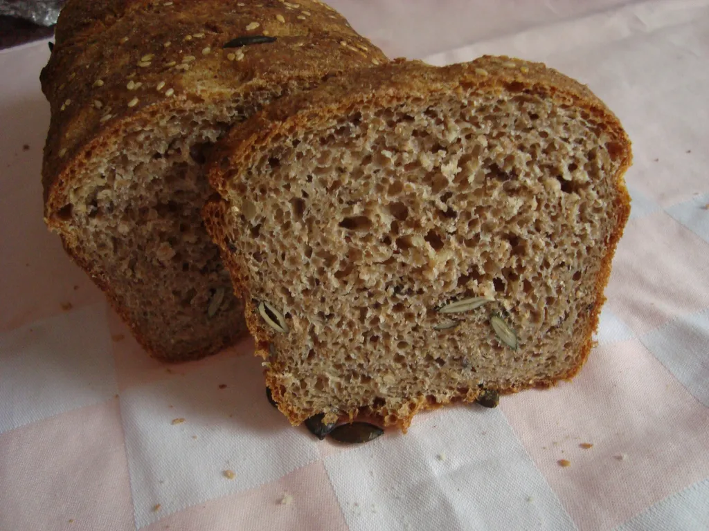 Zdravi integralni kruh sa sjemenkama