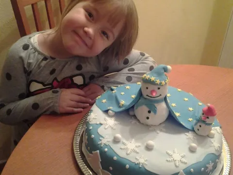Manuela i torta sa plaštom :)