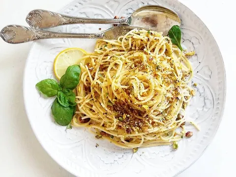 Špageti s pistacijom