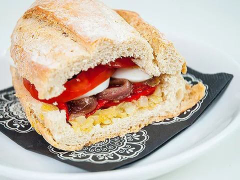 PAN BAGNAT - Monaco style sendvic