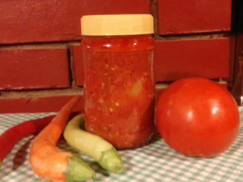 paradajz sa paprikom