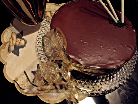 Kikiriki, karamel cokoladna torta