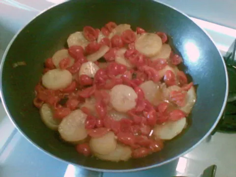 Krompir u wok-u