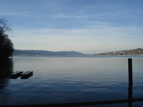 Halbinsel Au &#8211; u daljini Zürich
