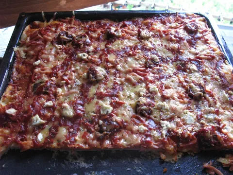 Pizza s feta sirom