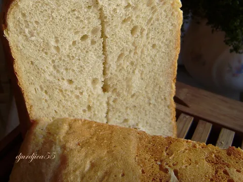 Kruh sa kvasom iz pekača sa odgodom
